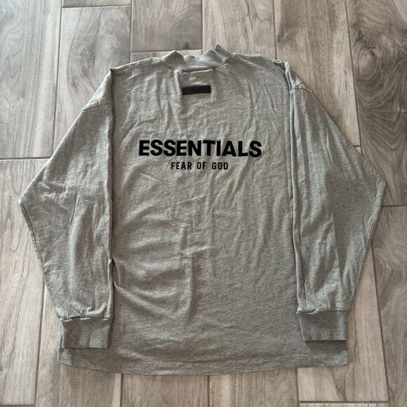 Fear Of God Essentials Men’s Sz M Long Sleeve Pullover Shirt Mock Neck Gray Logo - Picture 9 of 10